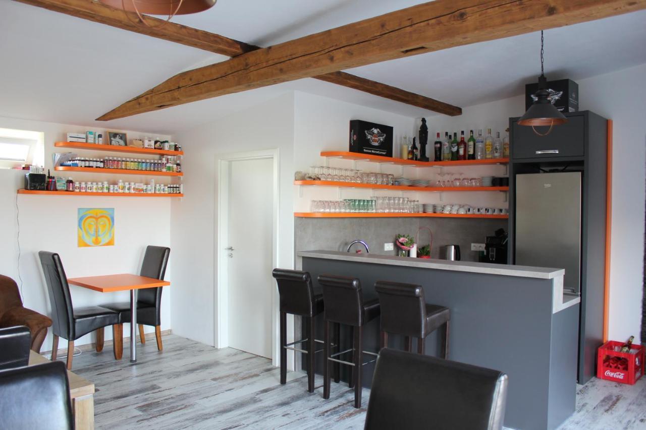 Penzion Na Samotach Apartment Йндрихув Храдец Екстериор снимка